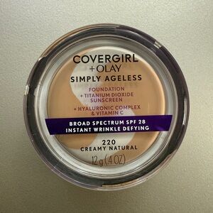 COVERGIRL + Olay Simply Ageless Foundation - Creamy Natural